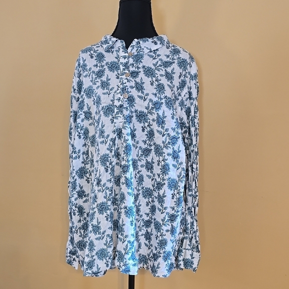 Cynthia Rowley Tops - Linen Cynthia Rowley Blue and White Long Sleeve Blouse 3X